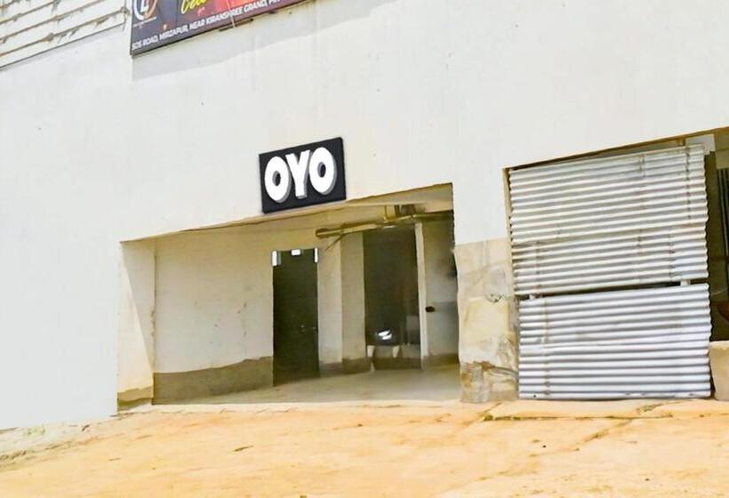 ホテル Oyo Flagship The Limewood Inn