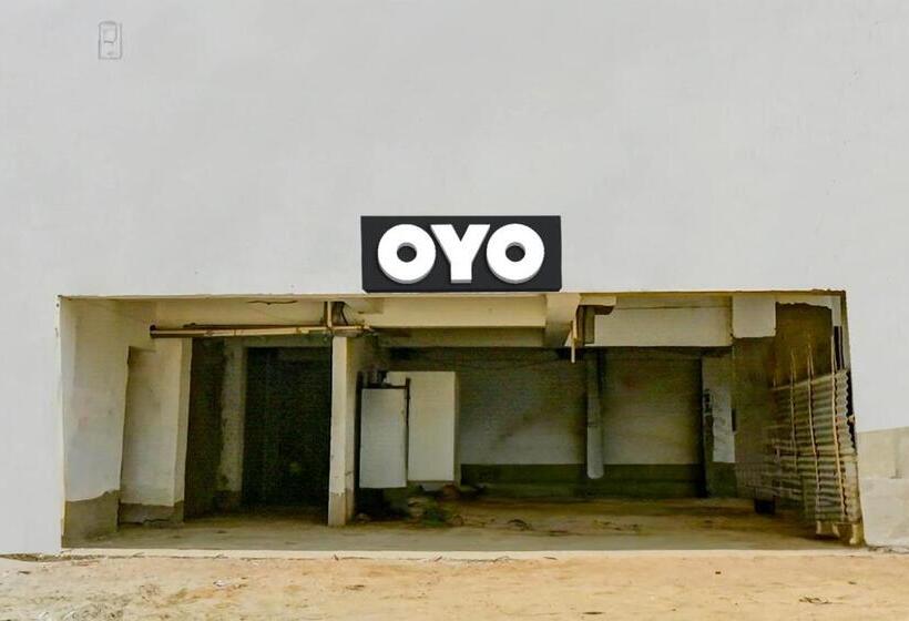 ホテル Oyo Flagship The Limewood Inn