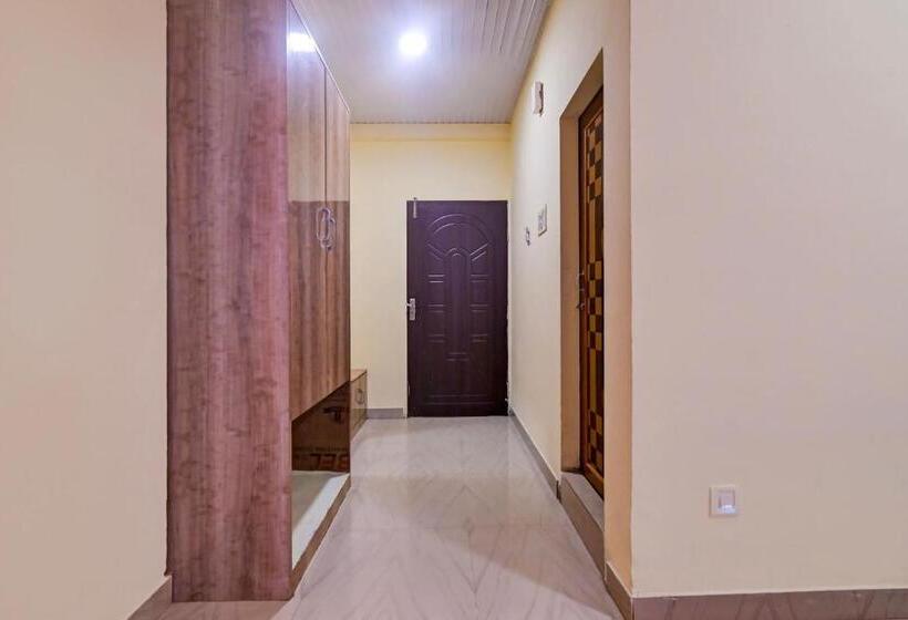 ホテル Oyo Flagship The Limewood Inn