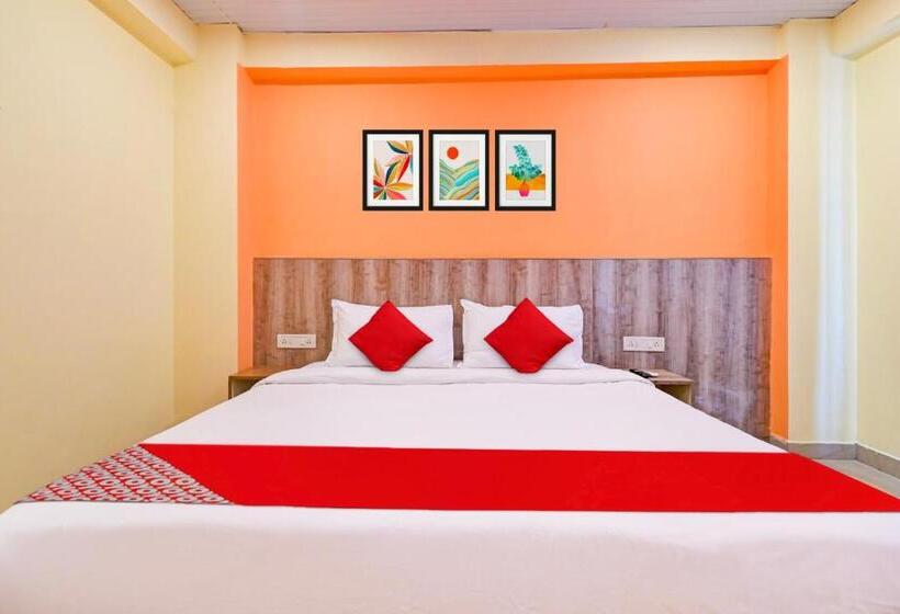 ホテル Oyo Flagship The Limewood Inn