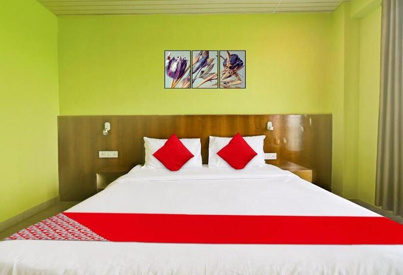 ホテル Oyo Flagship The Limewood Inn