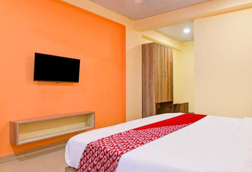 ホテル Oyo Flagship The Limewood Inn