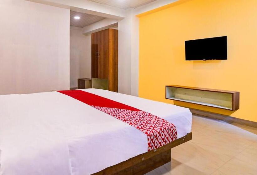 ホテル Oyo Flagship The Limewood Inn