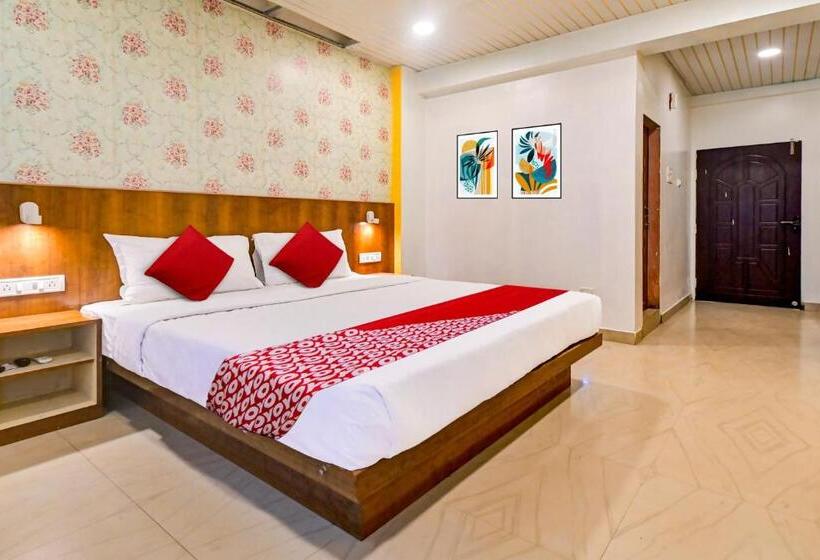 ホテル Oyo Flagship The Limewood Inn