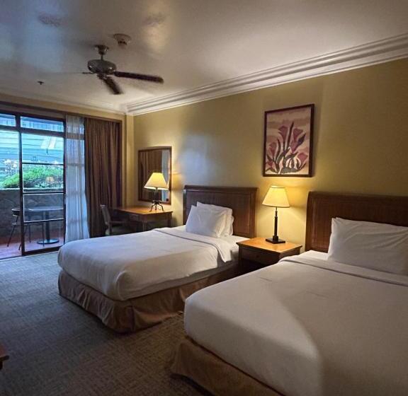 هتل Private Unit At The Camp John Hay Manor