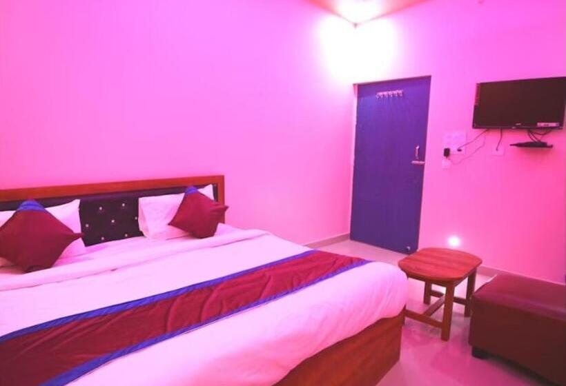 ホテル Rameshwaram Palace