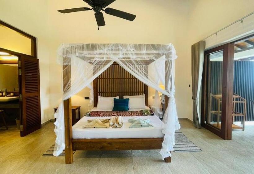 Отель Sea Star Boutique