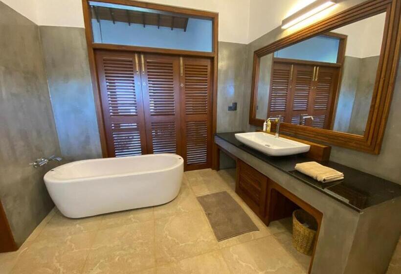 Отель Sea Star Boutique