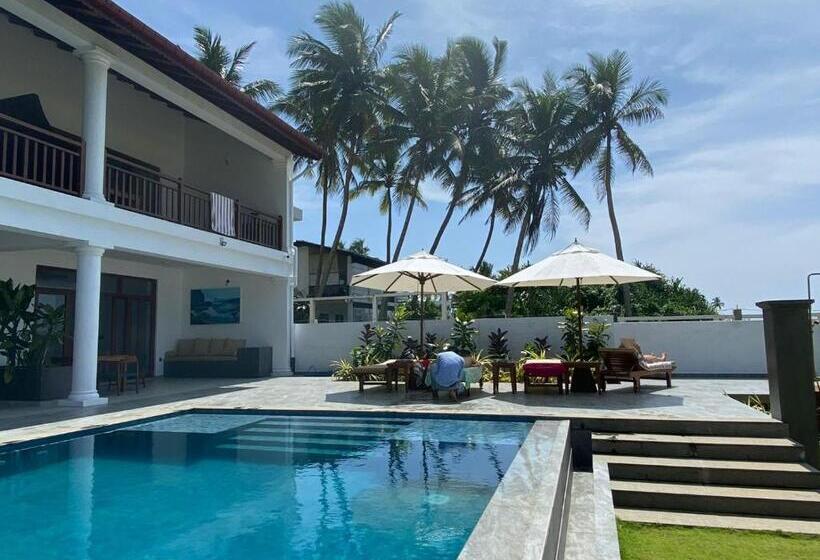 Отель Sea Star Boutique