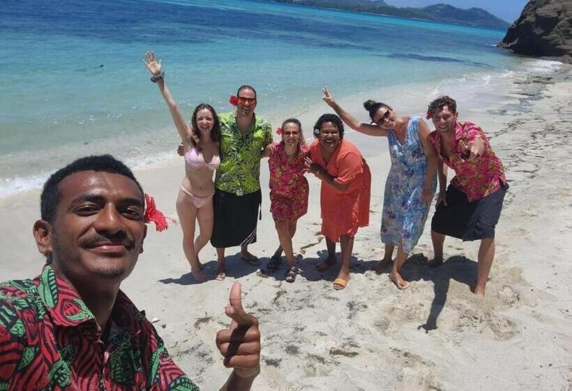 Отель S@fe Landing Lodge