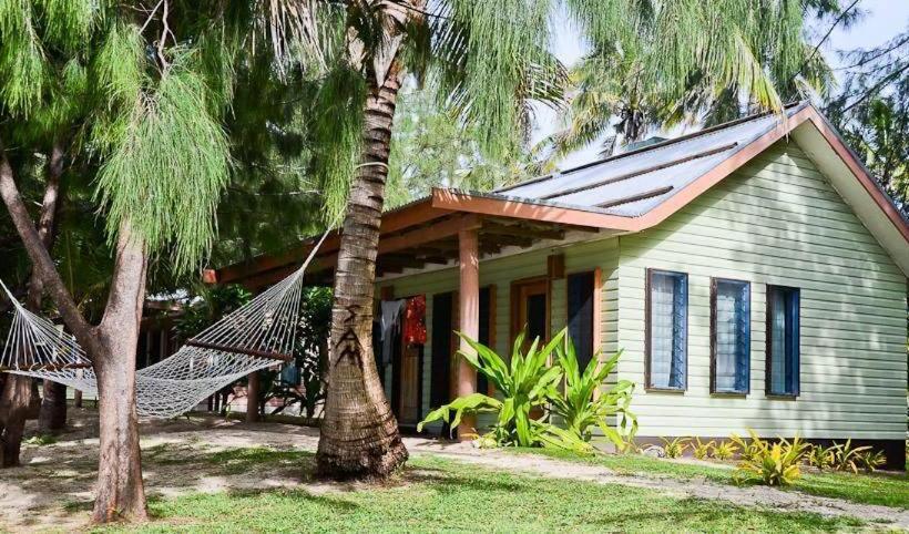 Отель S@fe Landing Lodge