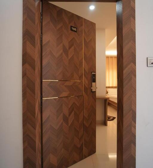 酒店 Shanti International