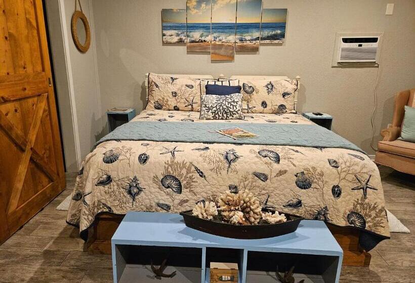 فندق The Beach House At Si Como No Inn