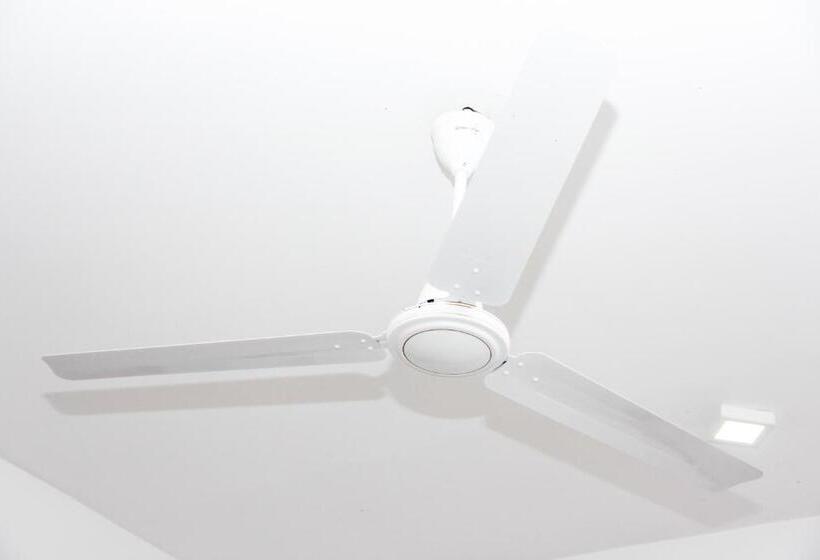 ホテル Saimon Villa