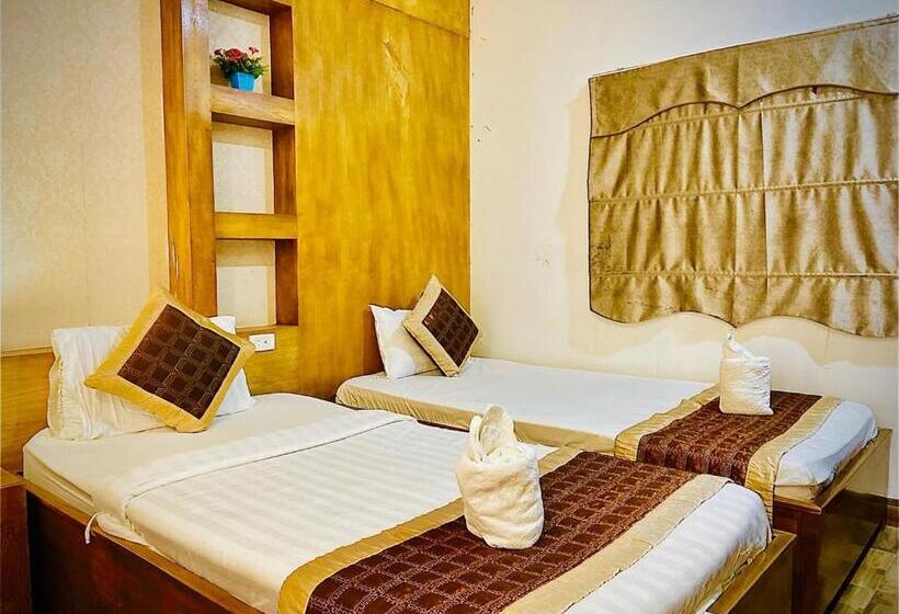 هتل Sunrise East 2