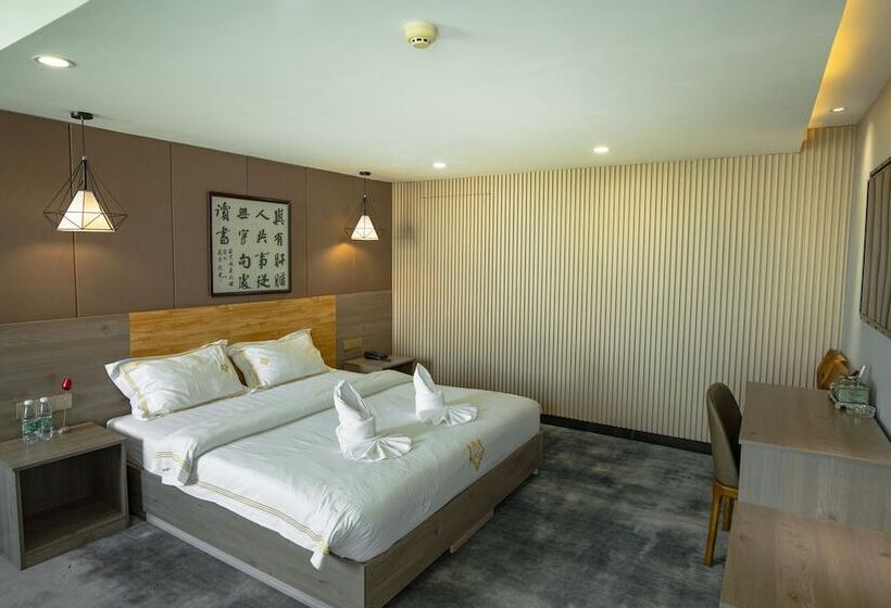 בית מלון כפרי Sunshine