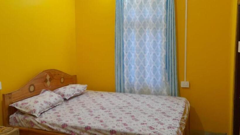 בית מלון כפרי Teesta Stay & Restaurant