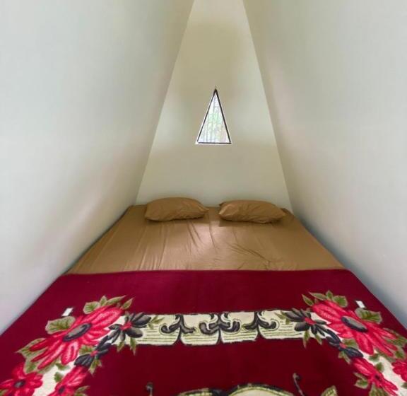 Szálloda The Nest Glamping