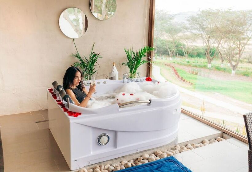 هتل Tunas & Cabras