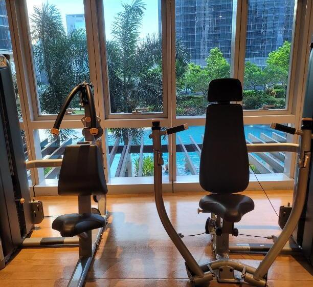 酒店 Uptown Parksuites Tower 1 At Bgc Staycations Up Above 12