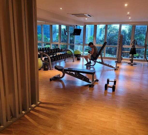 酒店 Uptown Parksuites Tower 1 At Bgc Staycations Up Above 12