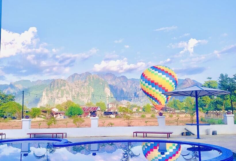 Отель Vang Vieng Garden Villa