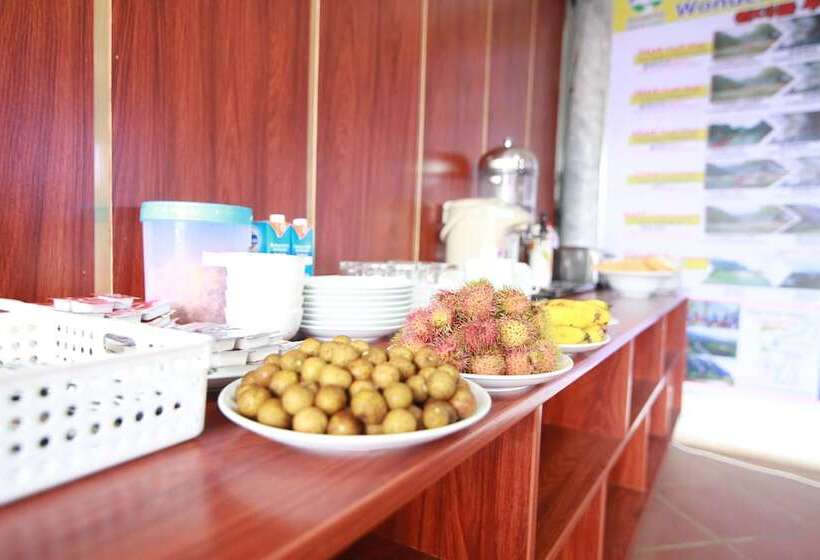 Отель Vang Vieng Garden Villa