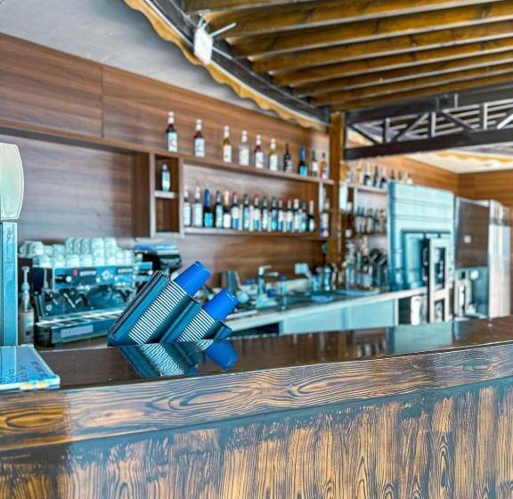 ホテル Vista Haql