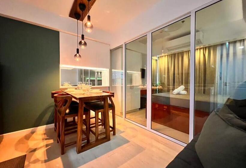 Manila Philippines, Azure Urban Resort Staycation By Leroche Near Ninoy Aquino International Airport