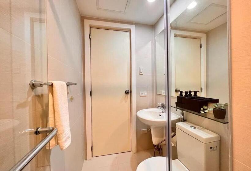 Manila Philippines, Azure Urban Resort Staycation By Leroche Near Ninoy Aquino International Airport