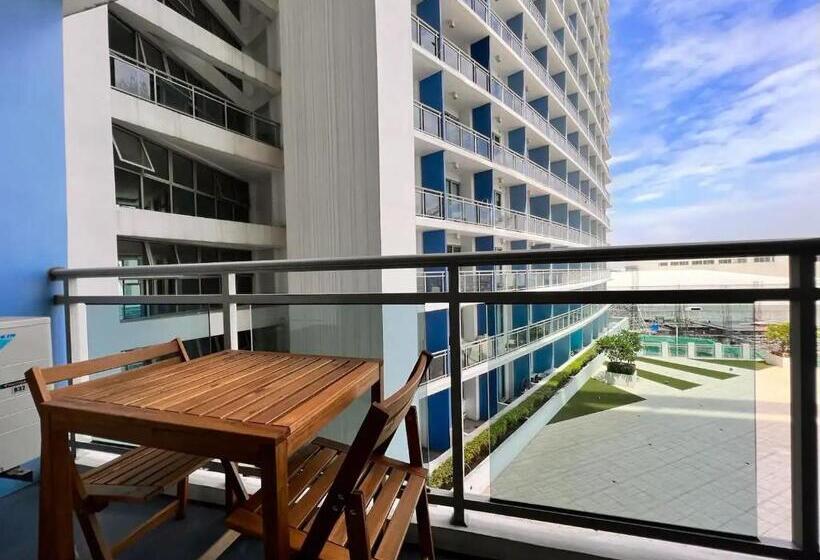 Manila Philippines, Azure Urban Resort Staycation By Leroche Near Ninoy Aquino International Airport