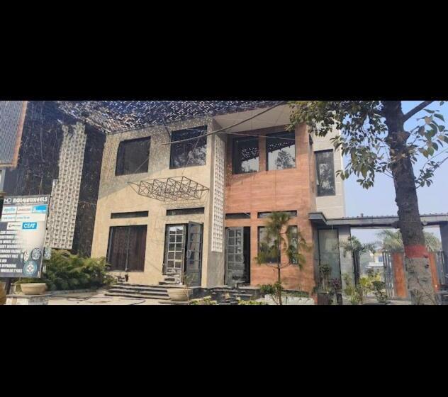 Md Grand Hotel And Resort