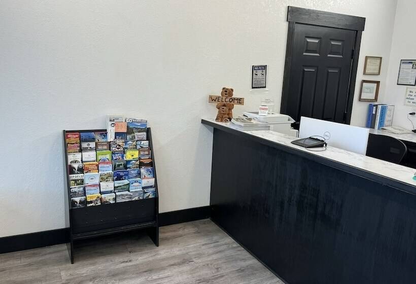 فندق على الطريق Harbor Inn