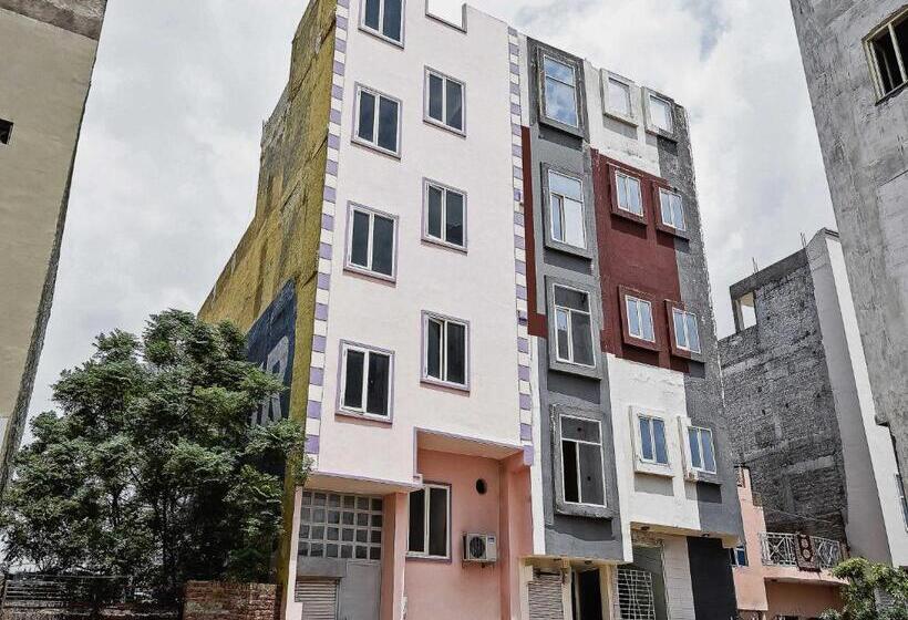 Oyo Flagship Hotel Alpine Inn