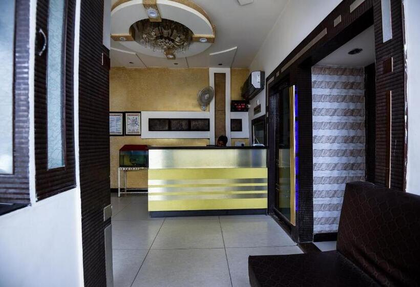 Oyo Flagship Hotel Alpine Inn