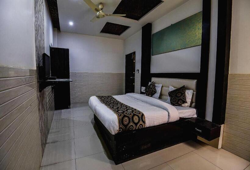 Oyo Flagship Hotel Alpine Inn