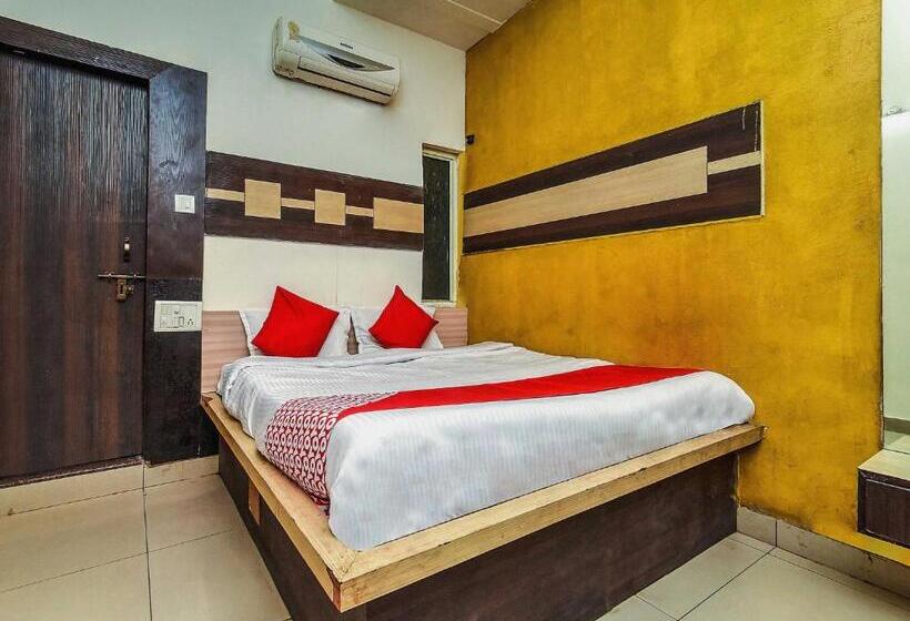 Oyo Flagship Hotel Alpine Inn