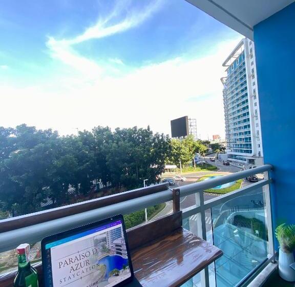 1 Bedroom Unit With Massage Chair, Karaoke, Smart Tv At Azure Urban Resort