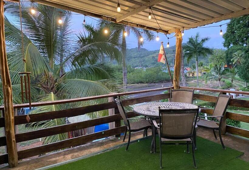 פנסיון Aeolus Guest House