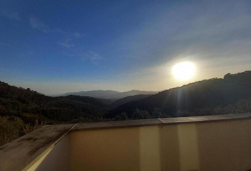 膳宿费 Affittacamere St Roch   Colazione, Bagno Annesso E Giardino   La Spezia