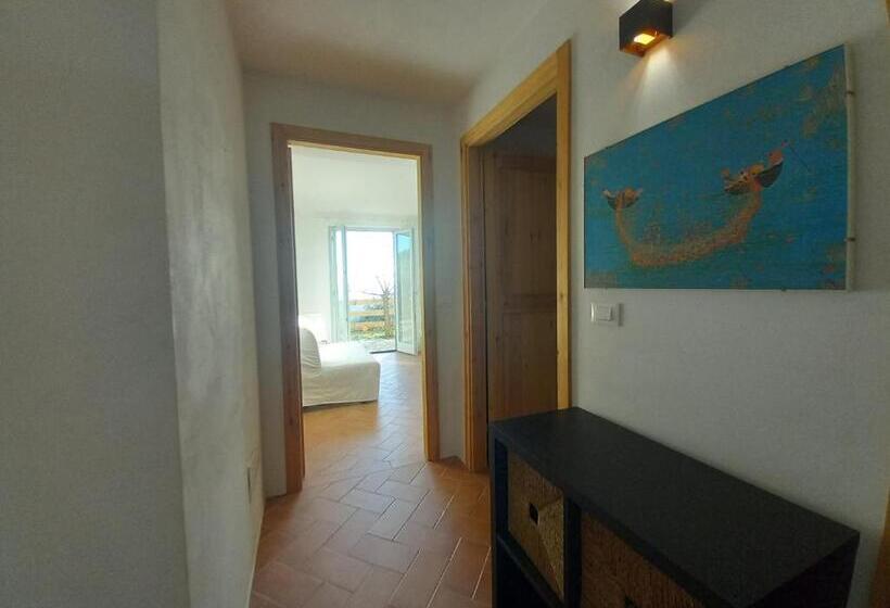 펜션 Affittacamere St Roch   Colazione, Bagno Annesso E Giardino   La Spezia