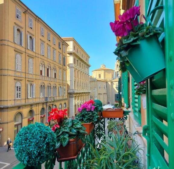 پانسیون B&b La Casa In Centro