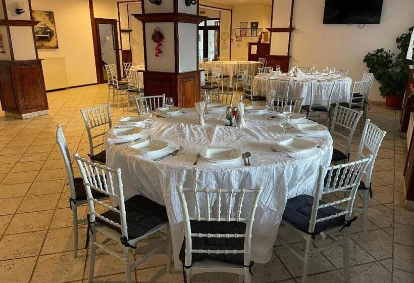 膳宿费 Cabana Izvoarele Doftanei