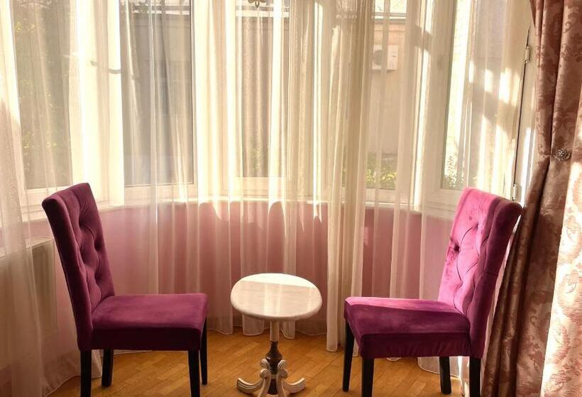 펜션 Central Guesthouse