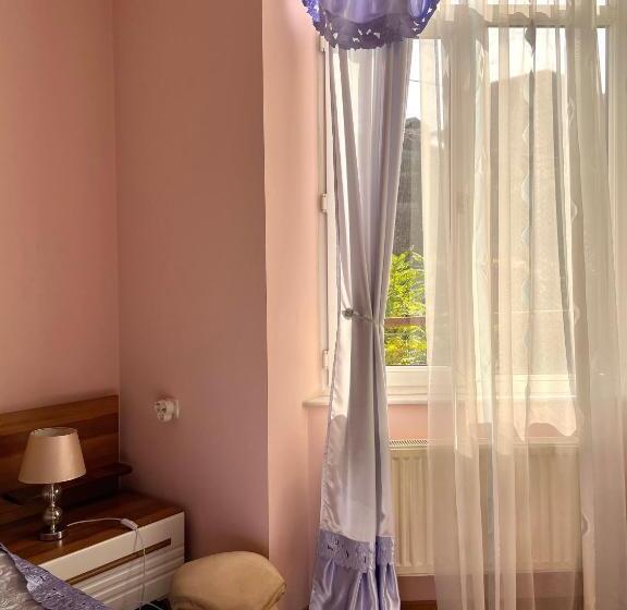 펜션 Central Guesthouse