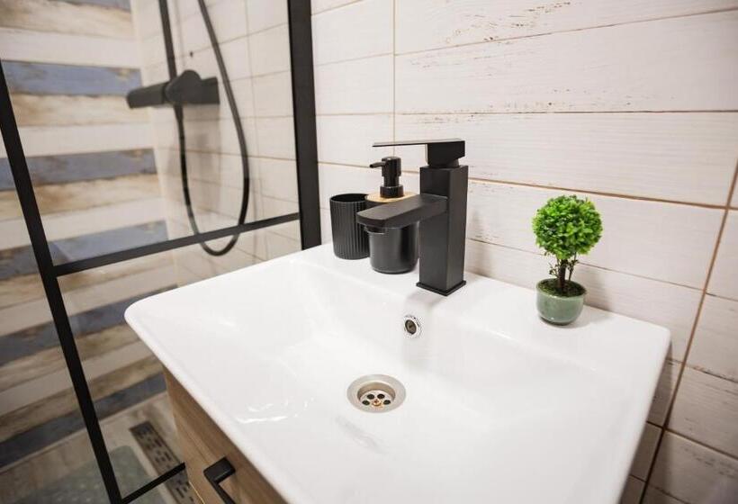 Пансион Christian Residence