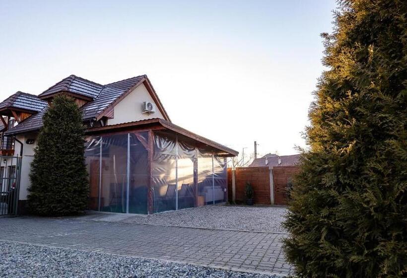 Пансион Christian Residence