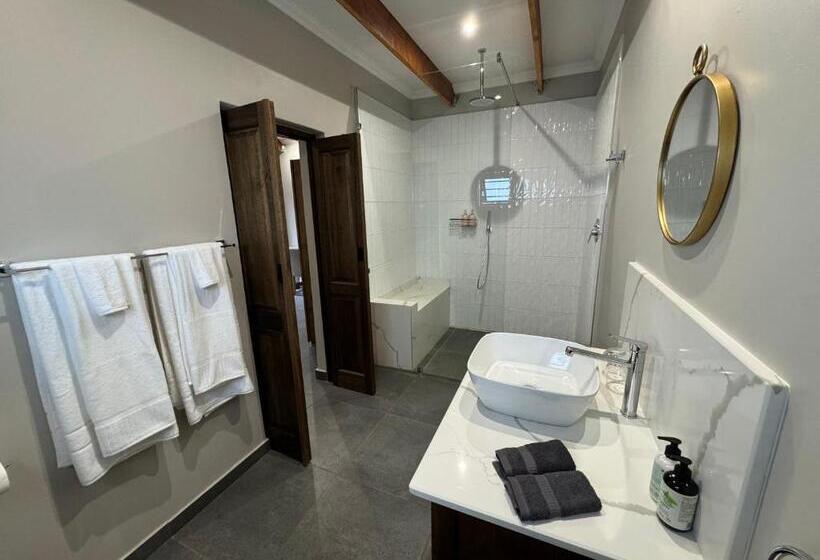 膳宿费 De Akker Guest House Louis Trichardt