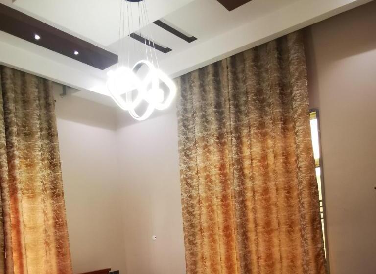 펜션 Dodoma Saragea Apartments