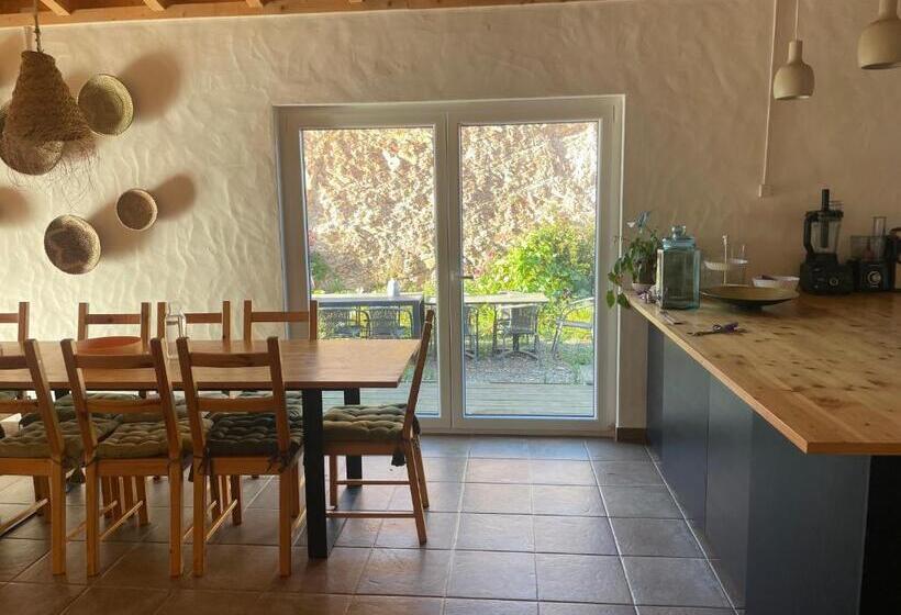 بنسيون Essencia Guesthouse